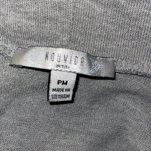 NOUVIDR Gray CARDIGAN Tie front knot Design Size PM Like new - Picture 4 of 6